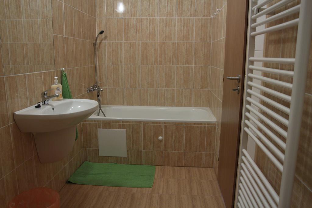Penzion Bobule Stare Mesto  Rum bild